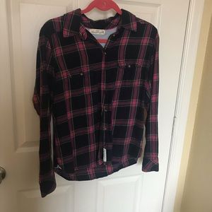 CLOSET CLOSING 3/10 Pink and blue plaid flannel
